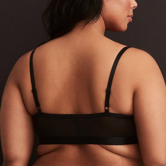Torrid Unlined Mesh Rose Applique Bralette - Torrid Size 1 - Picture 3 of 4